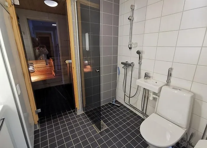 아파트 Naekoealahuoneisto 413 *